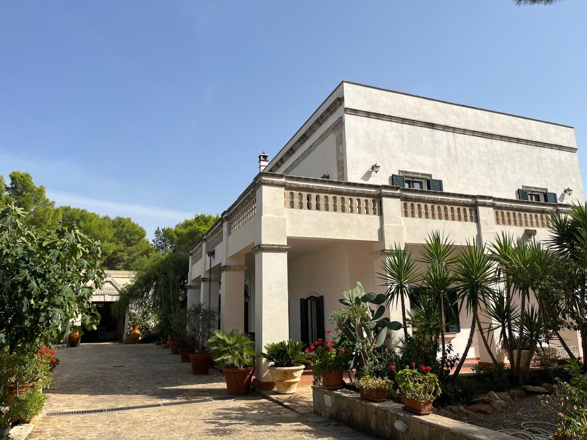 Masseria La Camardia Sava Exterior photo